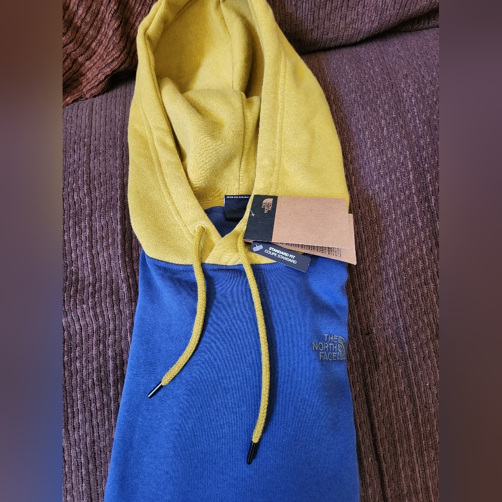 The North Face Men's Medium Colorblock Hooded Sweatshirt - Picture 7 of 8
